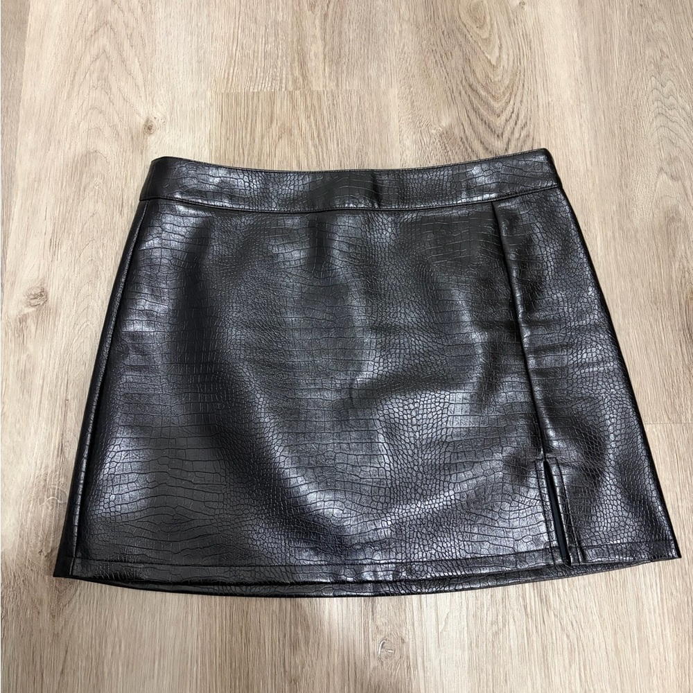 Steve Madden Croc-Embossed Black Mini Skirt